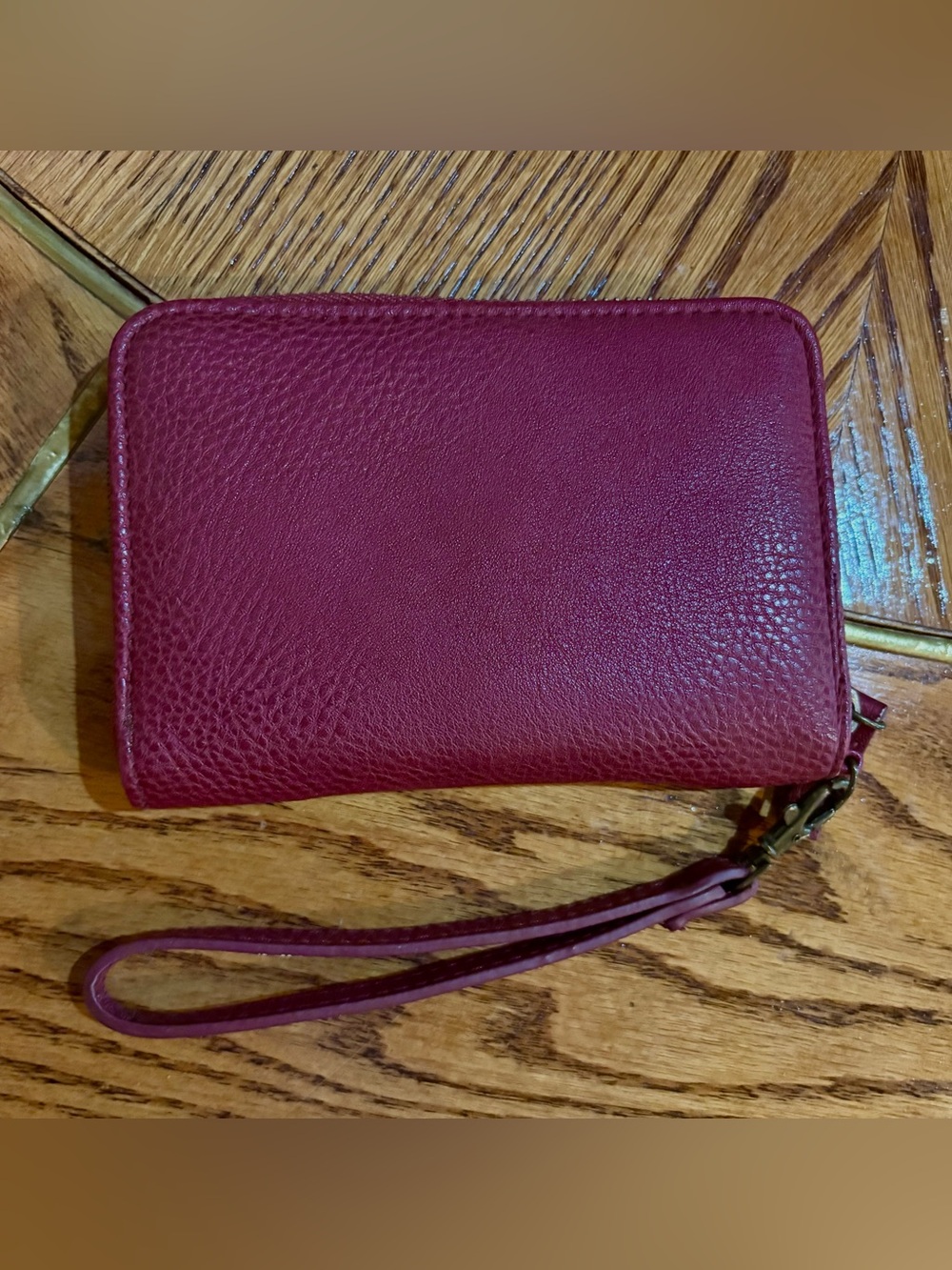 G.H. Bass & Co Textured Wristlet Wallet in Deep Berry